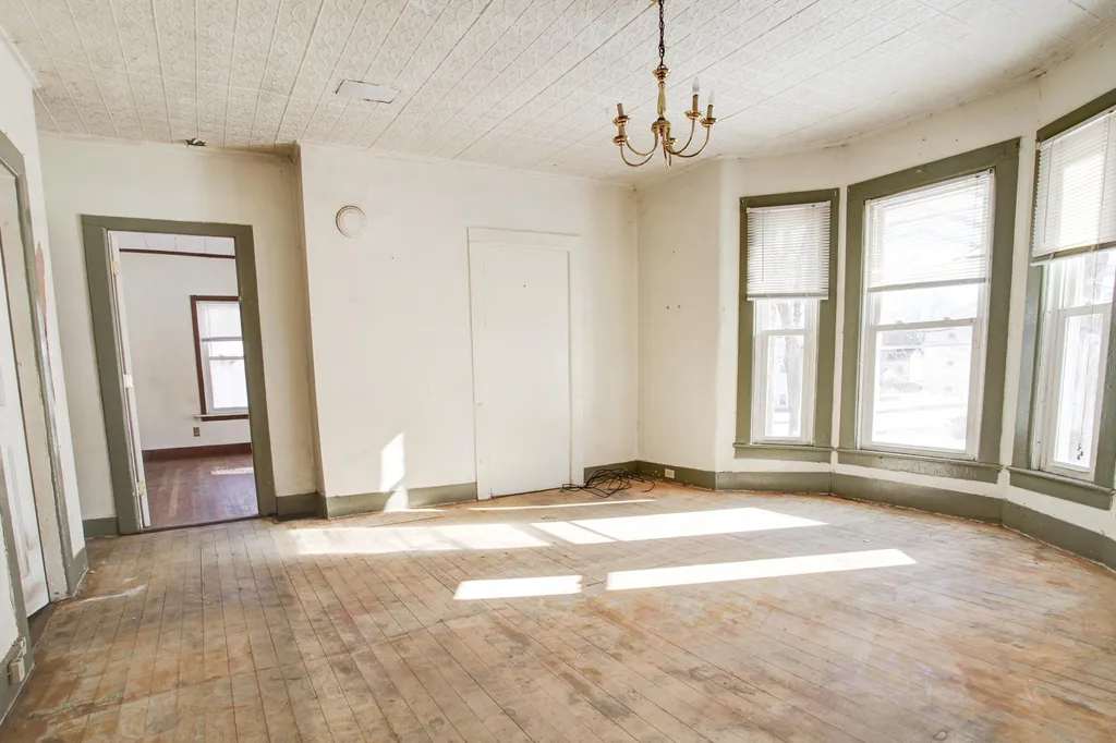 54 Armory Street Keene NH 03431