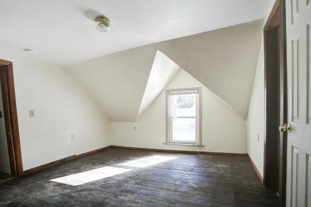 54 Armory Street Keene NH 03431