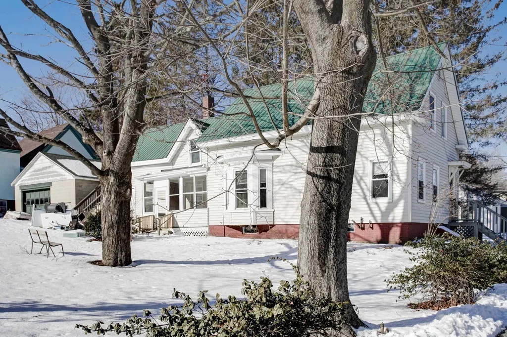 54 Armory Street Keene NH 03431