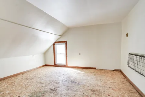 54 Armory Street Keene NH 03431