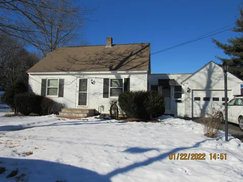 29 Newgate Circle Manchester NH 03102