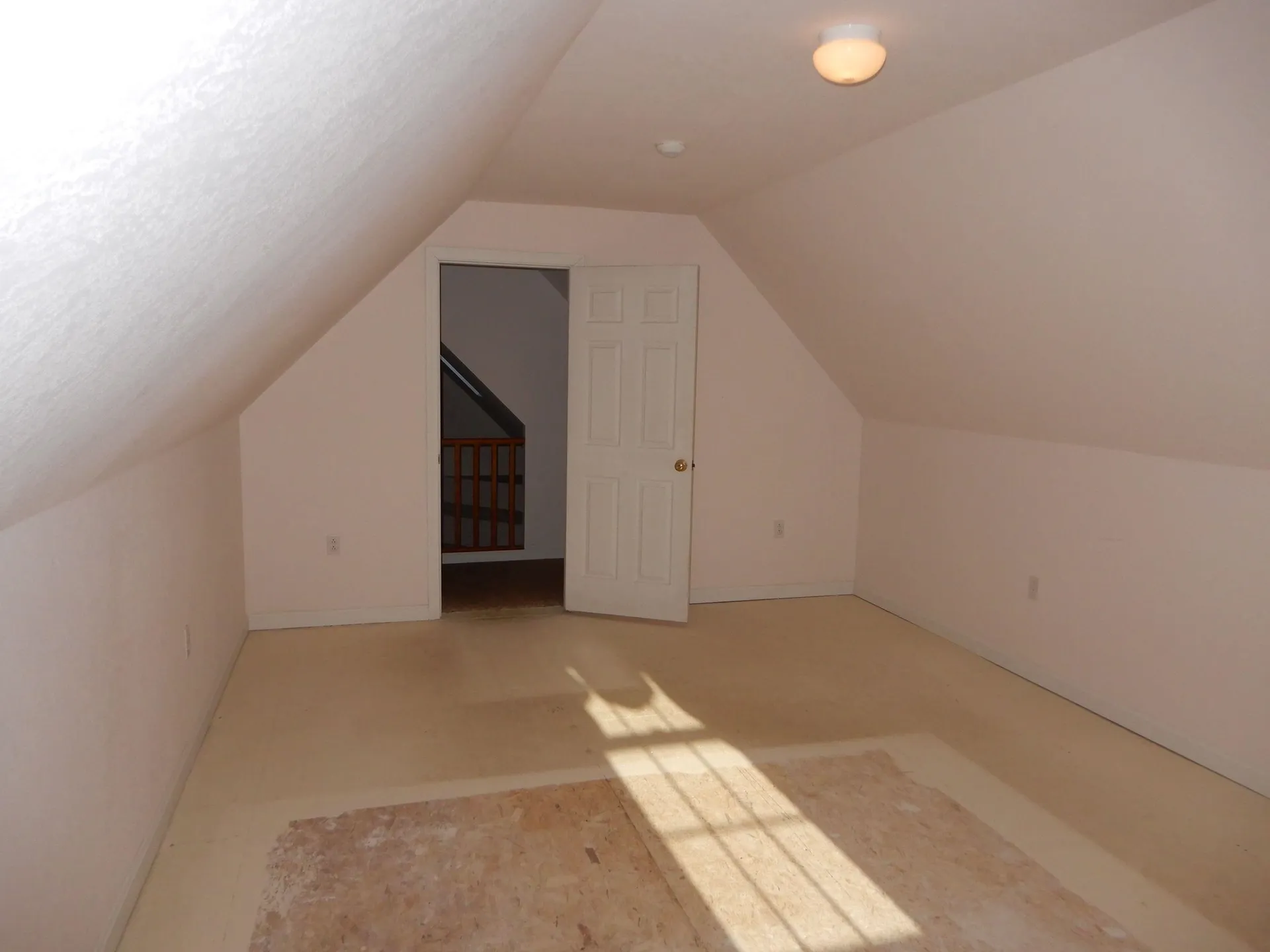 1480 Old North Main Street Laconia NH 03246