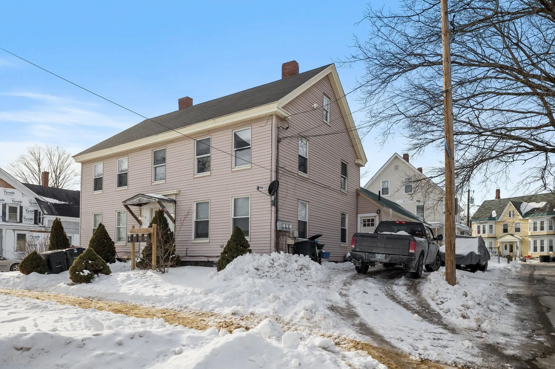 71 Academy Street Laconia NH 03246