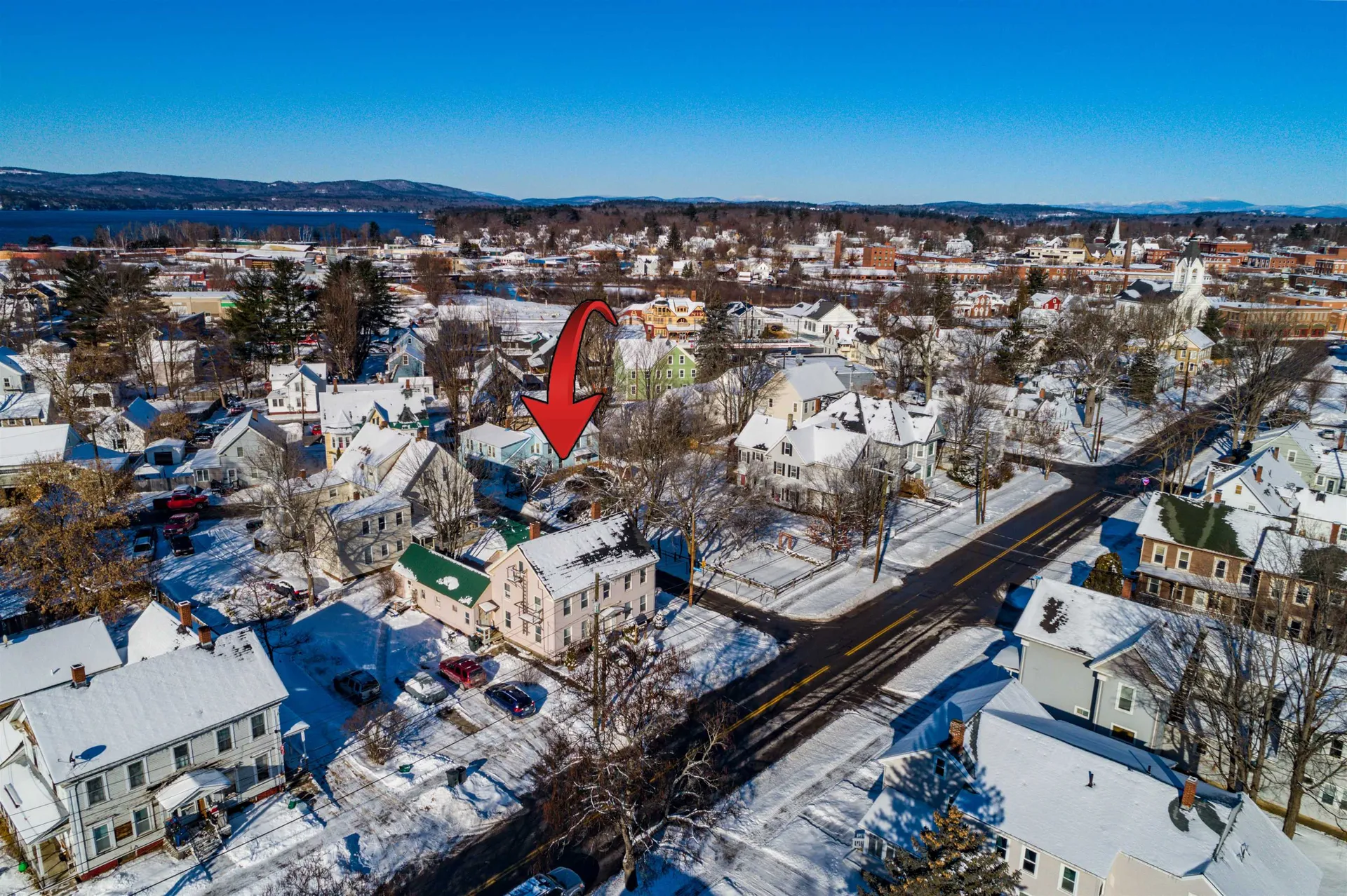 71 Academy Street Laconia NH 03246