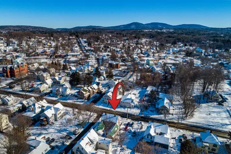 71 Academy Street Laconia NH 03246