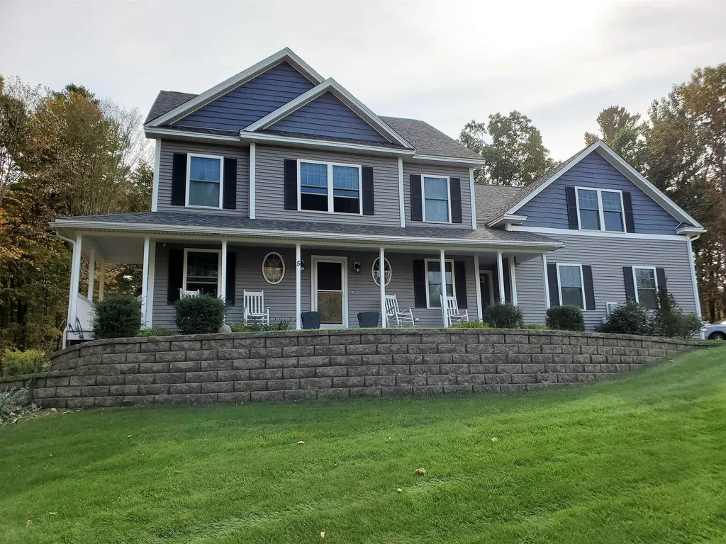 5 Senter Farm Road Hudson NH 03051