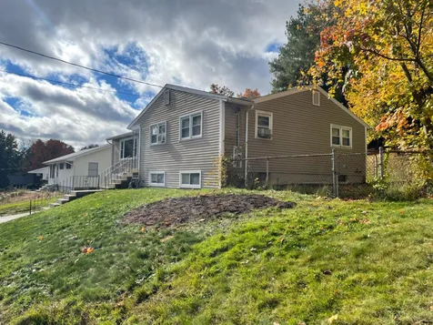 26 Memorial Drive Manchester NH 03103