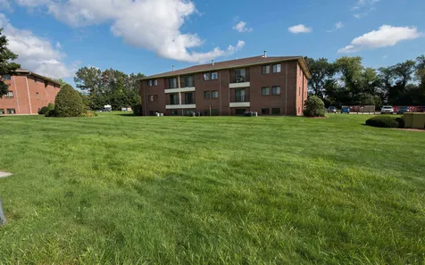 411 Abbott Farm Lane Hudson NH 03051