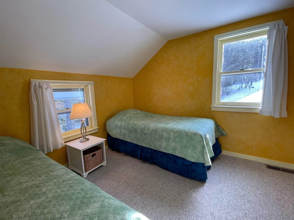 123 Grove Road Barnard VT 05031