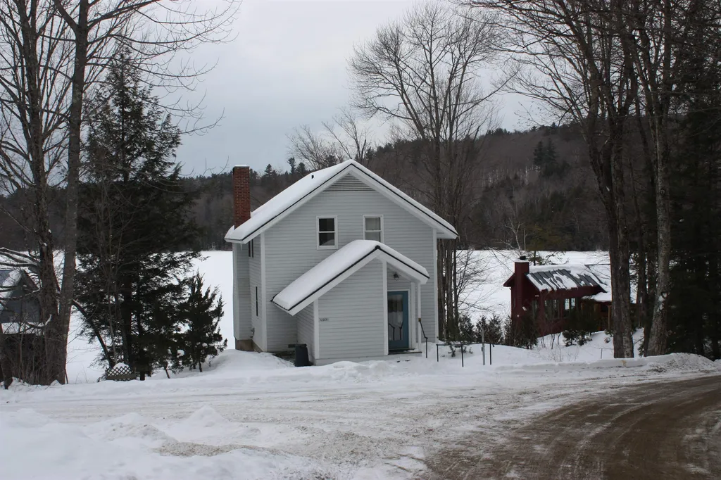 123 Grove Road Barnard VT 05031