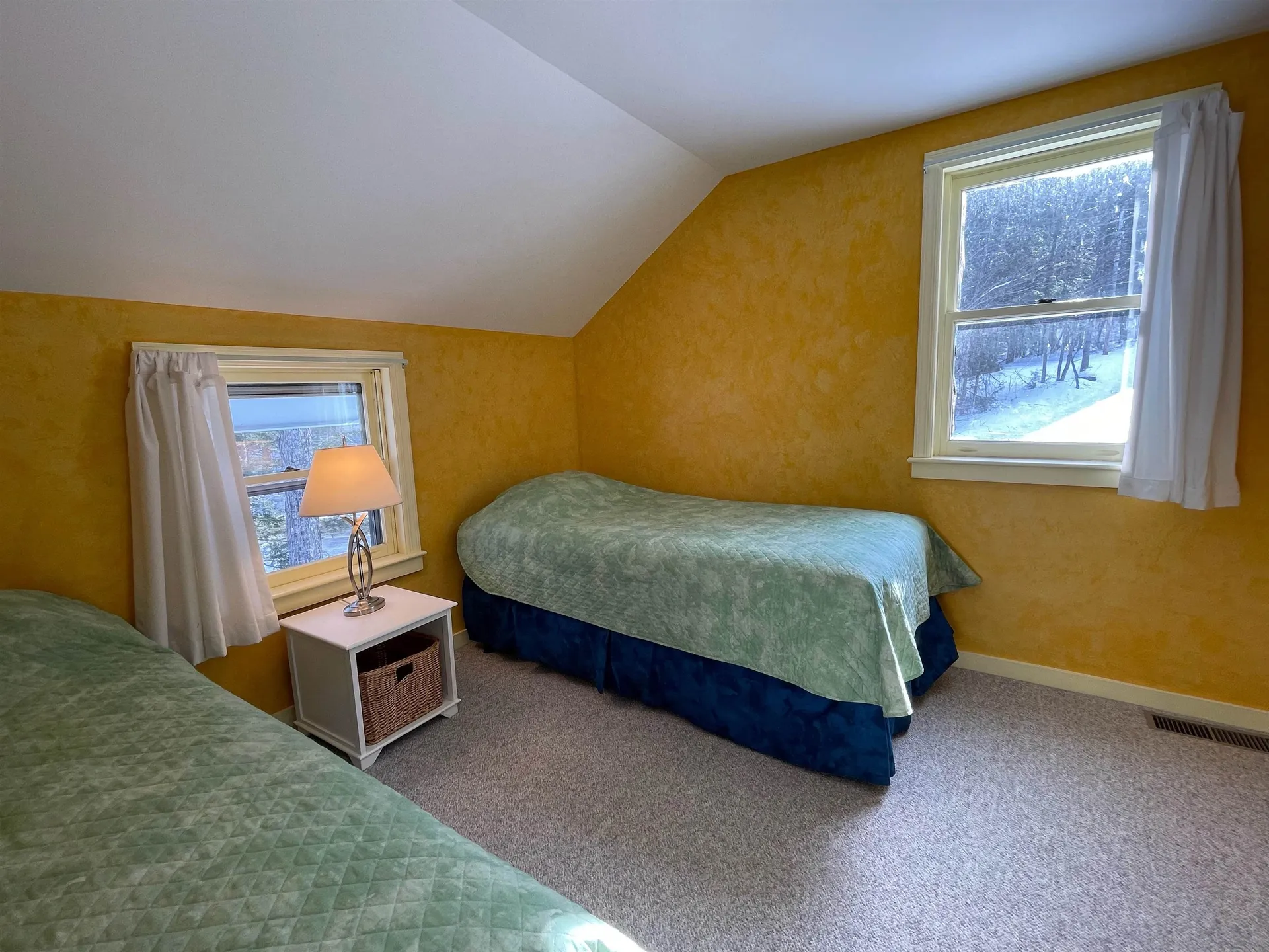 123 Grove Road Barnard VT 05031