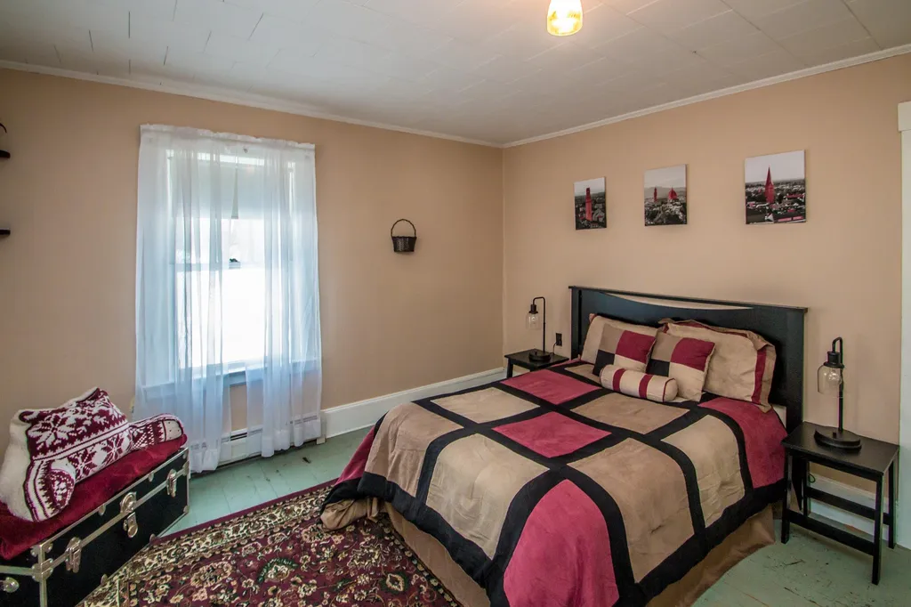 77 South Lunenburg Road Lunenburg VT 05906