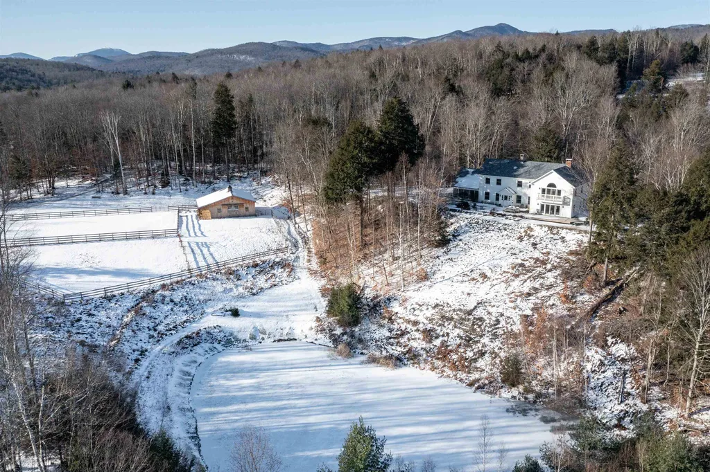 90 High Pond Road Stowe VT 05672