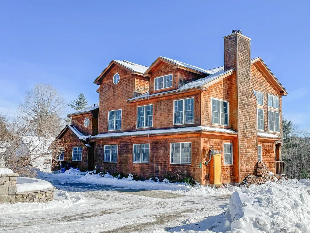 129 West Hill Road Ludlow VT 05149