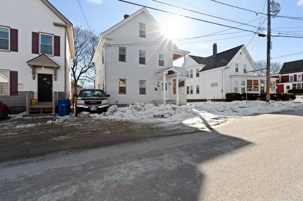 34 Chestnut Street Rochester NH 03867