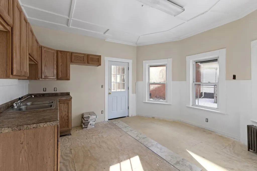 34 Chestnut Street Rochester NH 03867