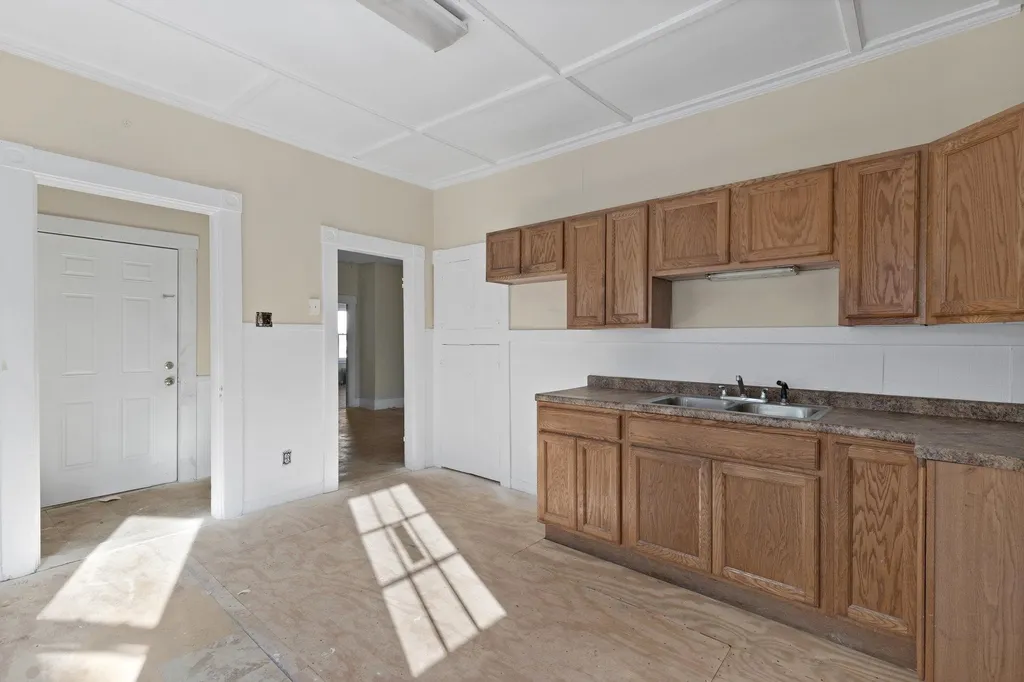 34 Chestnut Street Rochester NH 03867