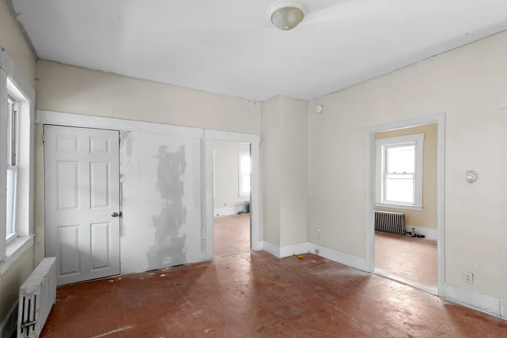 34 Chestnut Street Rochester NH 03867