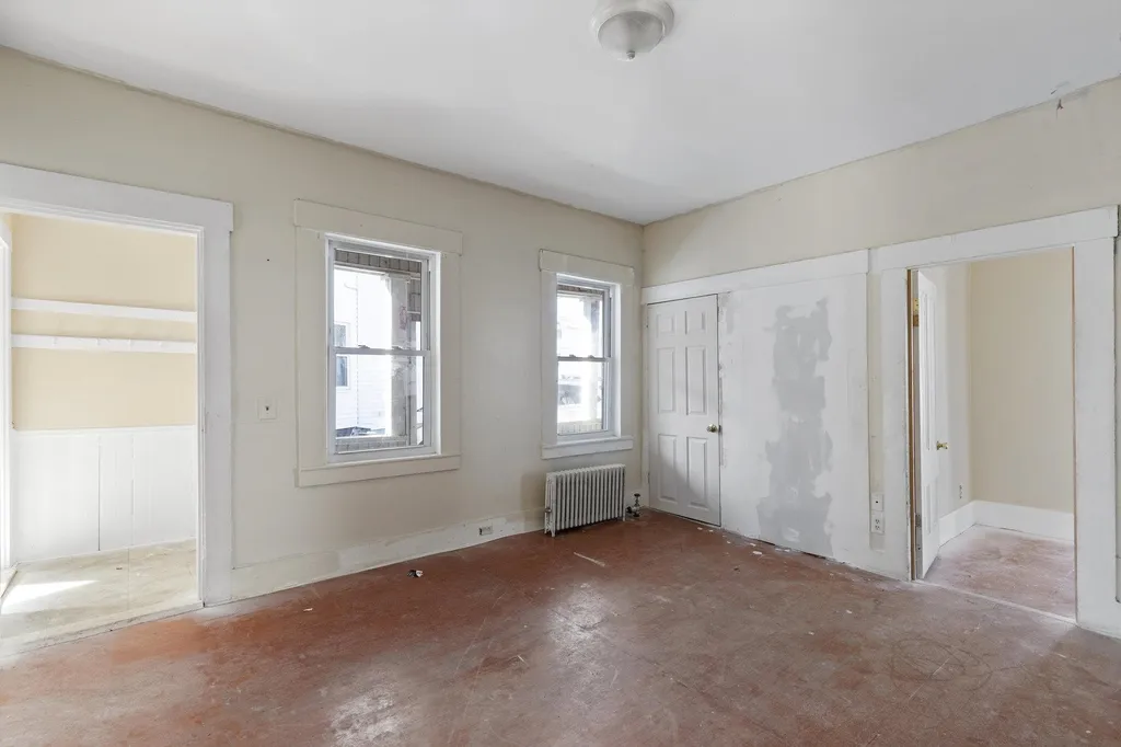 34 Chestnut Street Rochester NH 03867