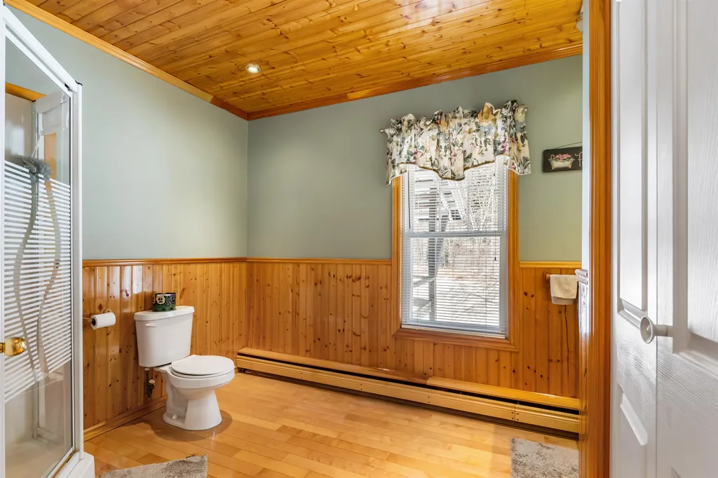 4099 Vt Route 102 Canaan VT 05903