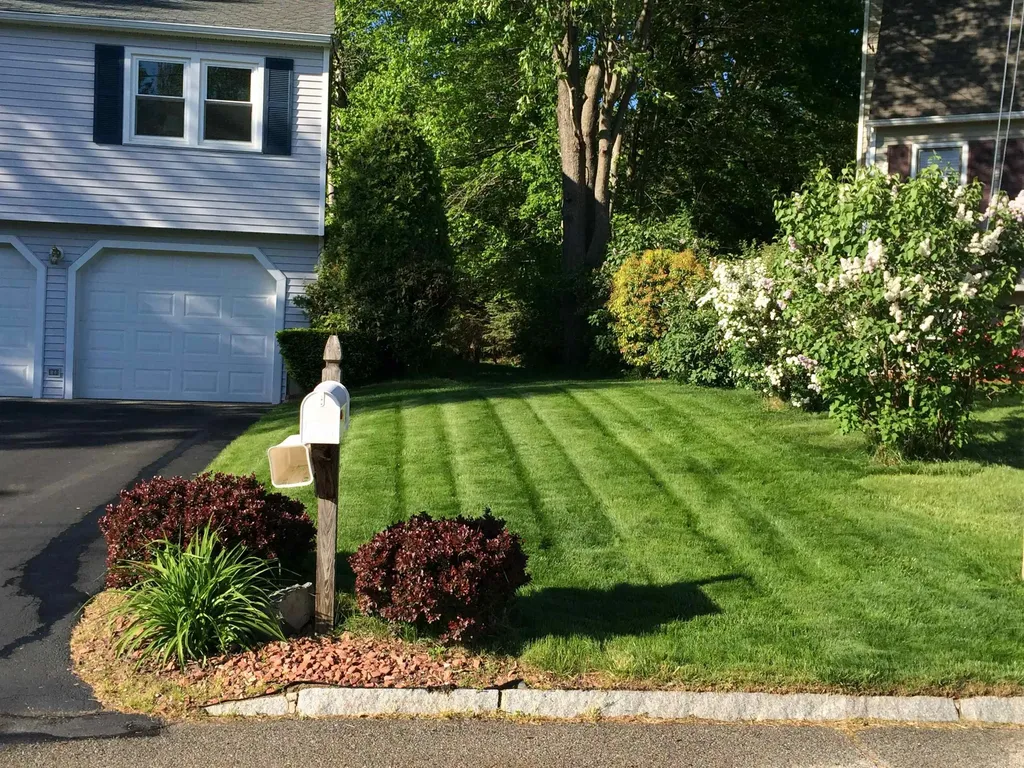 45 Brinton Drive Nashua NH 03064