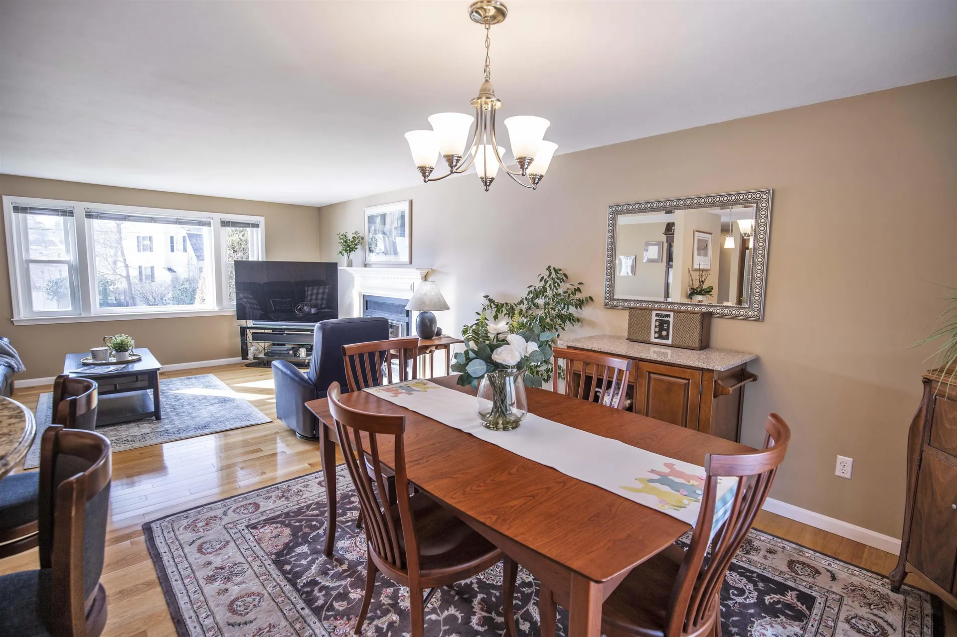 45 Brinton Drive Nashua NH 03064