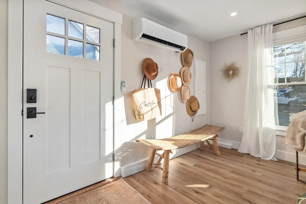 12 Lilac Lane Eliot ME 03903
