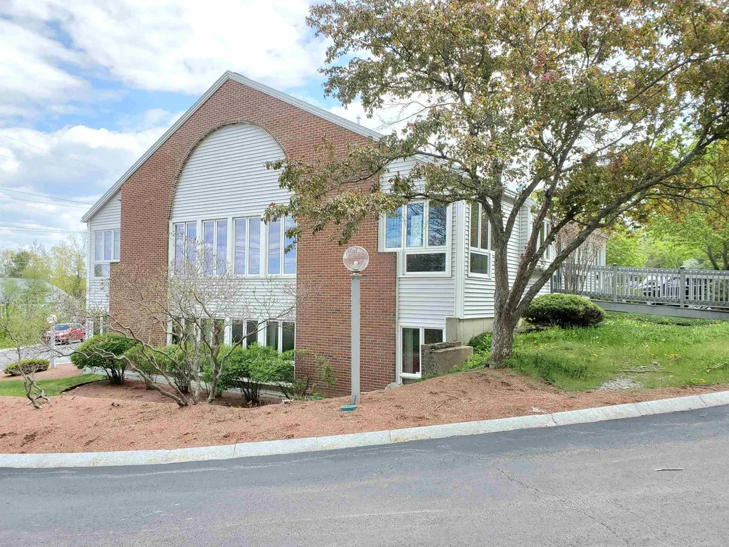 76 Northeastern Boulevard Nashua NH 03062