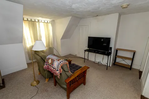 22 Lyndon Street Concord NH 03301
