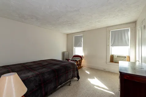 22 Lyndon Street Concord NH 03301