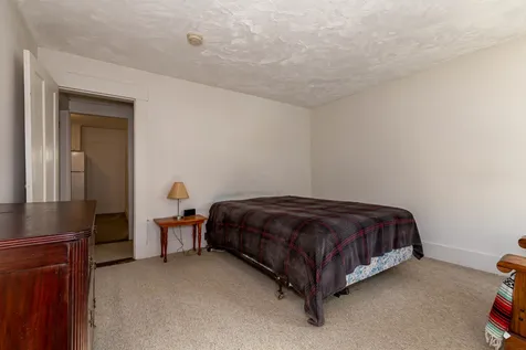 22 Lyndon Street Concord NH 03301