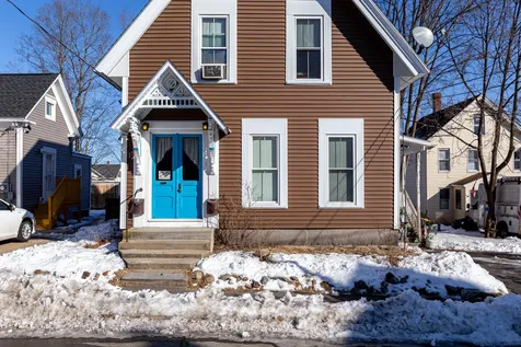 22 Lyndon Street Concord NH 03301