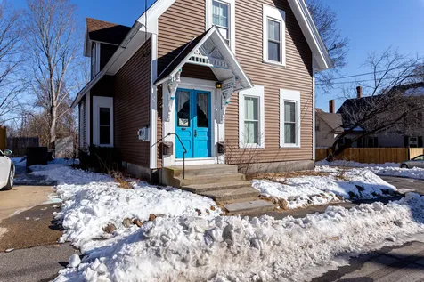 22 Lyndon Street Concord NH 03301