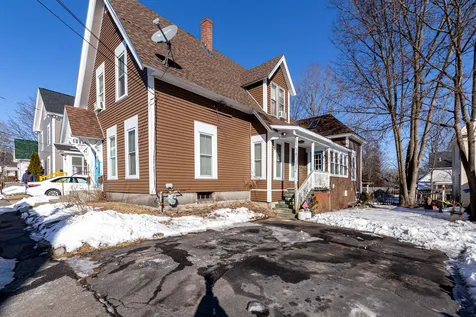 22 Lyndon Street Concord NH 03301
