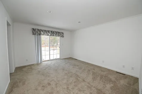 25 Sharon Way Fremont NH 03044