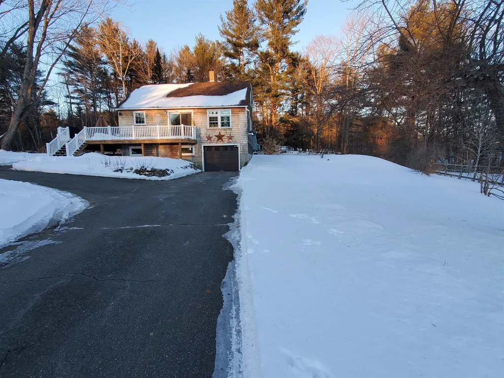 39 Hill Court Canaan NH 03741