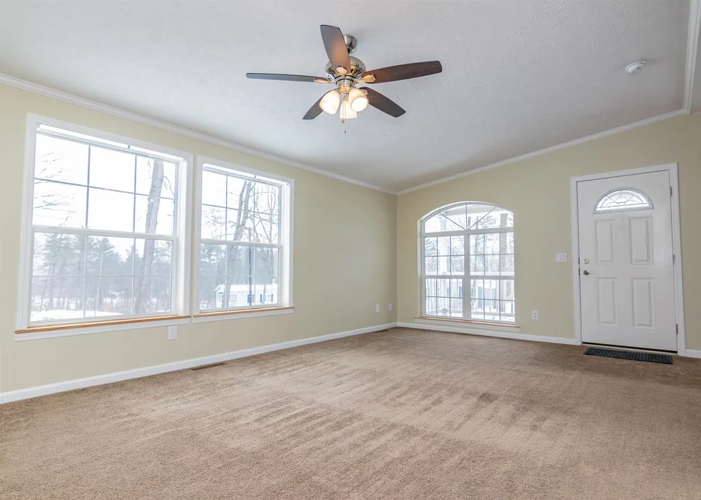 8 Garden Way Troy NH 03465