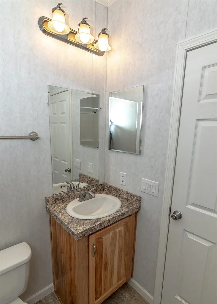8 Garden Way Troy NH 03465