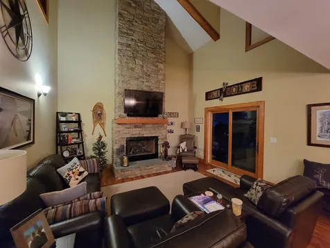 5d Mortise Lane Dover VT 05356