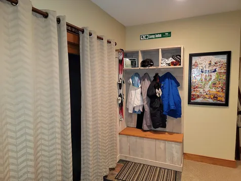 5d Mortise Lane Dover VT 05356