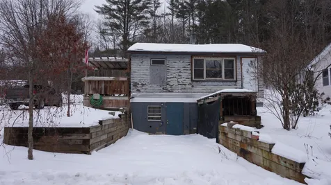 279 New Hampton Road Franklin NH 03235