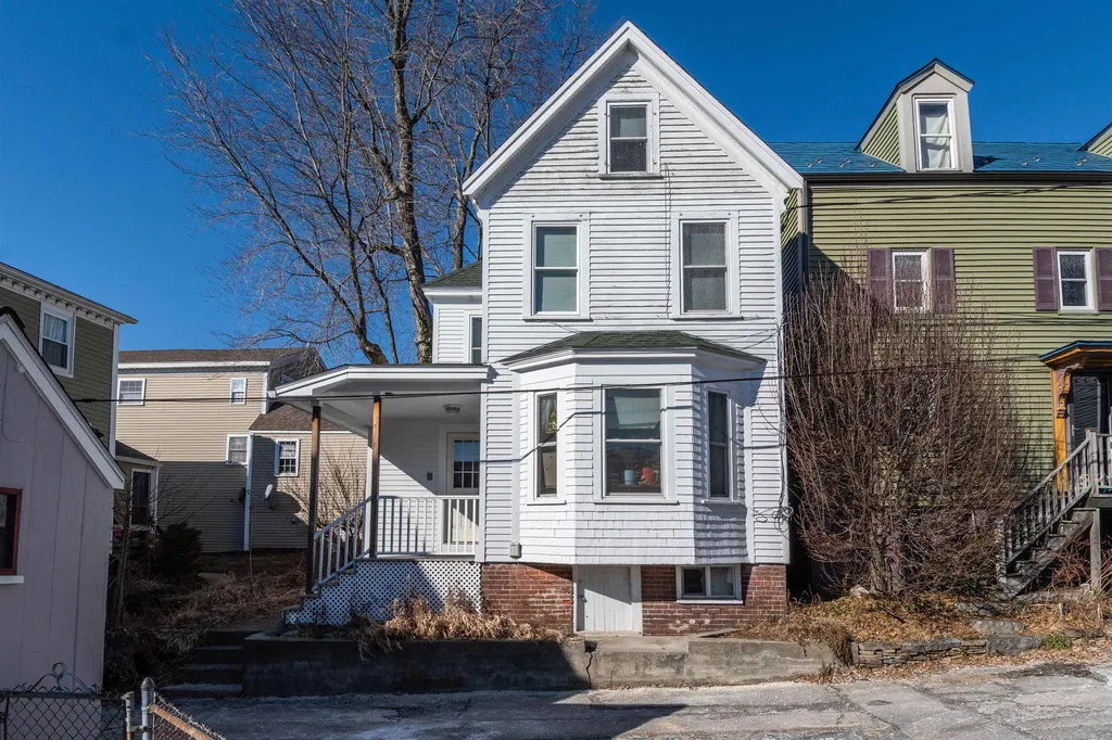45 Coffins Court Portsmouth NH 03801