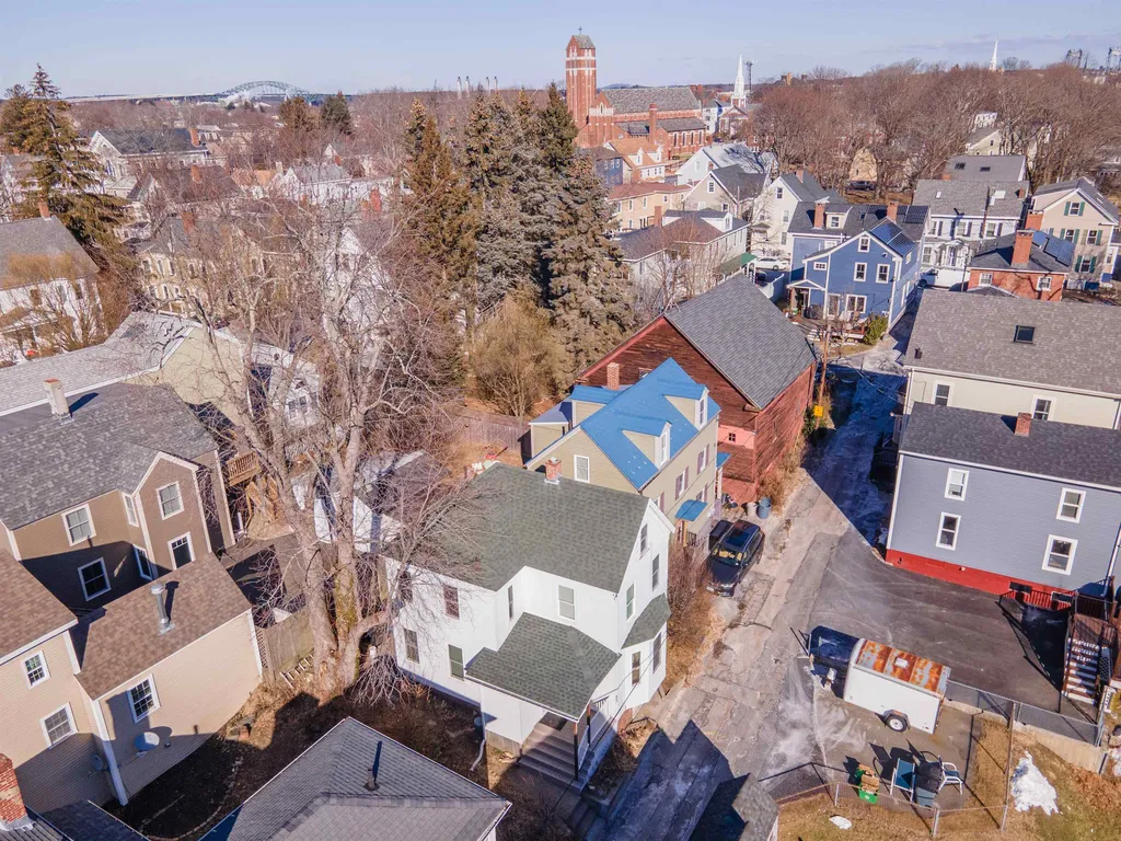 45 Coffins Court Portsmouth NH 03801
