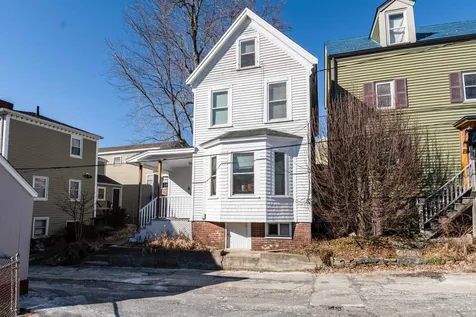45 Coffins Court Portsmouth NH 03801
