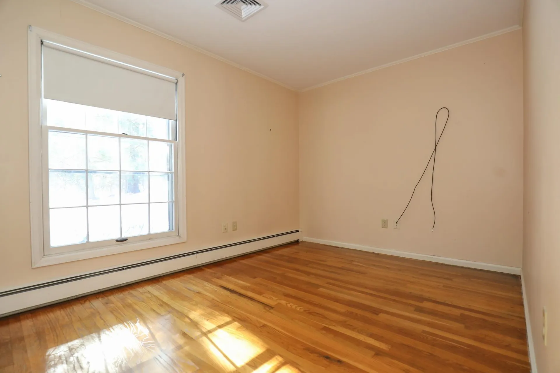 11 Strawberry Hill Road Bedford NH 03110-5608