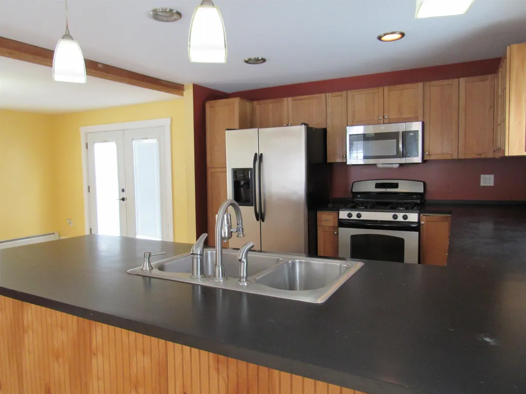 19 Brook Street Troy NH 03465
