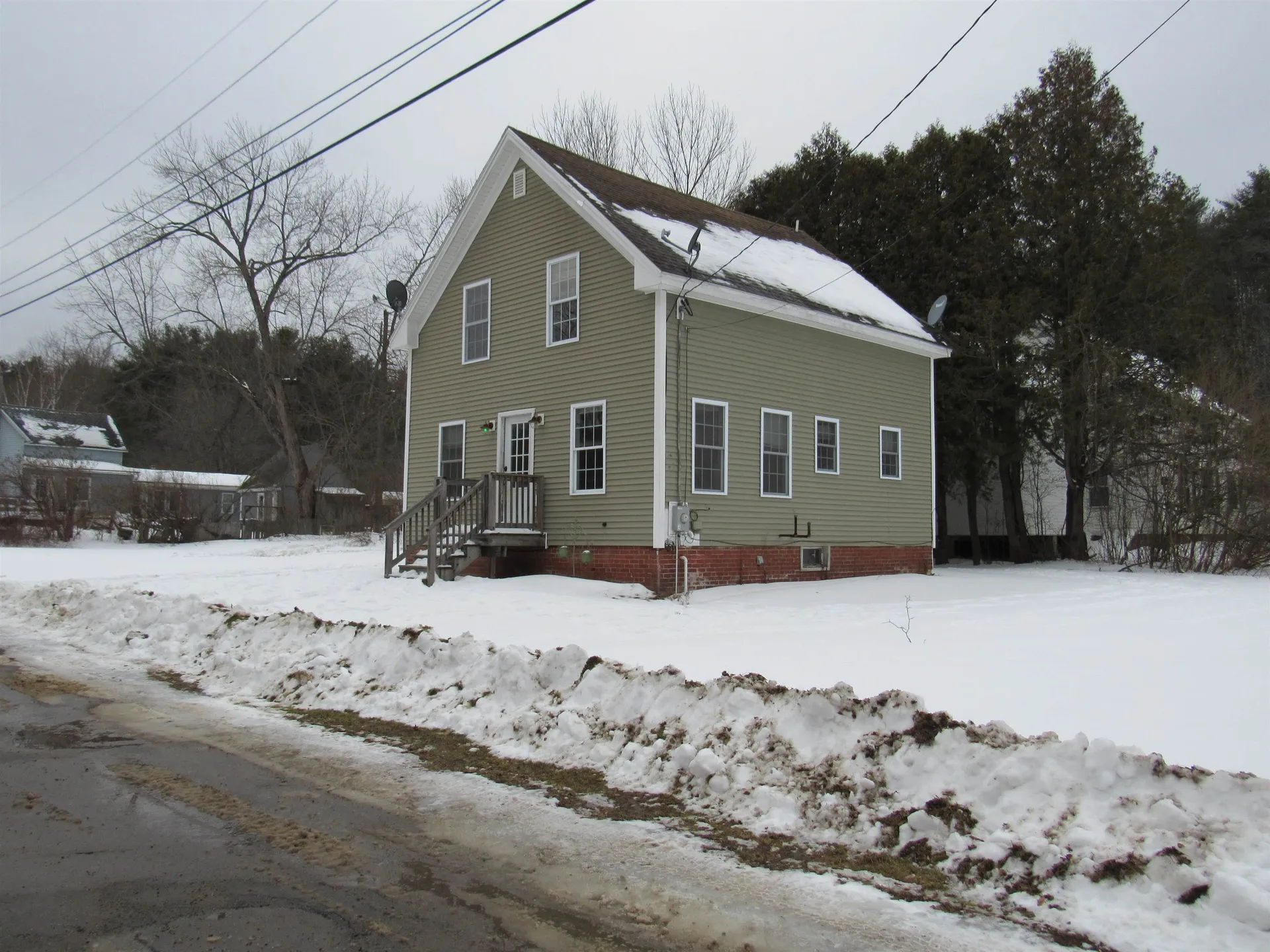 19 Brook Street Troy NH 03465