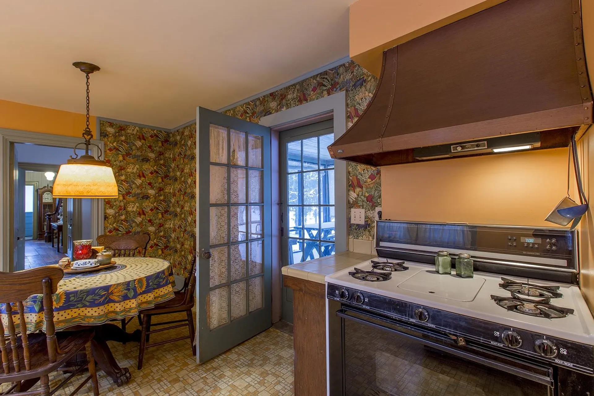 27 Pleasant Street Epping NH 03042