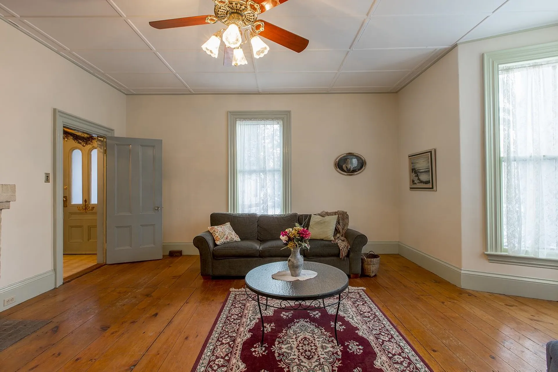 27 Pleasant Street Epping NH 03042
