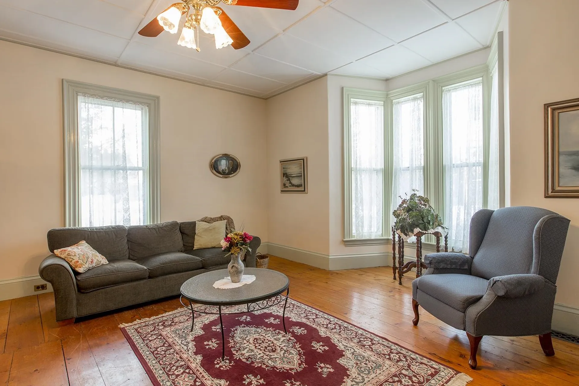 27 Pleasant Street Epping NH 03042